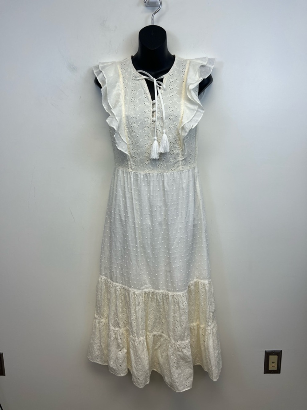 Matilda Jane Clothing with Joanna Gaines Ivory Midi Ruffled Cap Sleeve Dress XS
